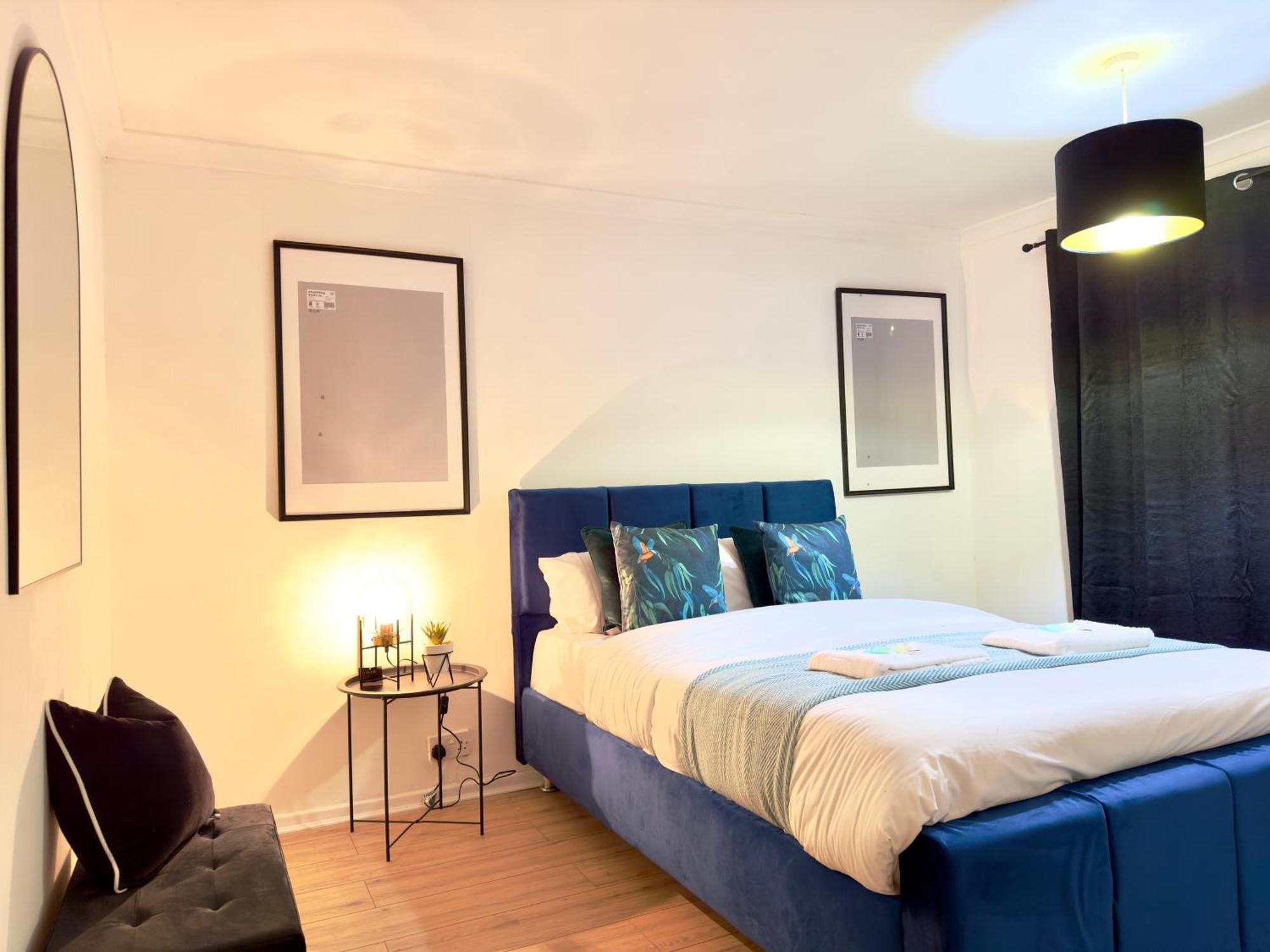 Rnm - Business Professionals Ready, Cost Effective For Large Stays! 3 Bedroom Lounge, Private Access & Entire Place, Kitchen & Washroom With Amenities, Smart Tv, Easy Access, Fast Wifi, Large Driveway, Great Transport Links, Near Worcester Hospital A Exteriér fotografie